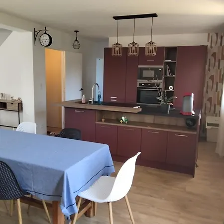 Maison Spacieuse * Creully sur Seulles